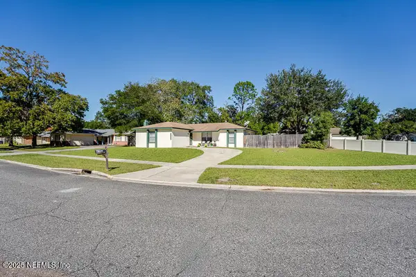 8025 Triumph S Lane, Jacksonville, FL 32244