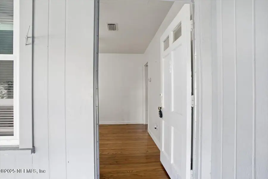 1966 Lakewood S Circle, Jacksonville, FL 32207 - Image #2