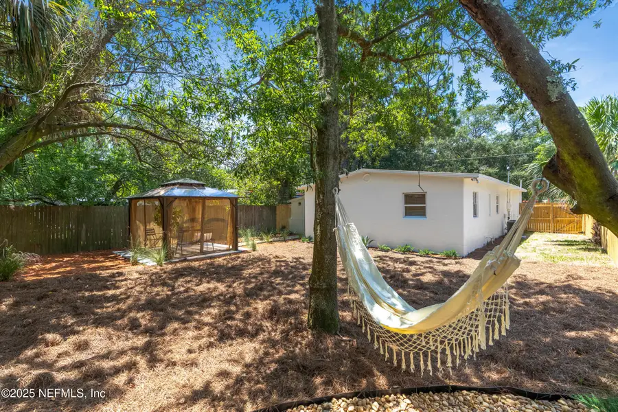 1028 South 9th Street, Fernandina Beach, FL 32034 - Image #3