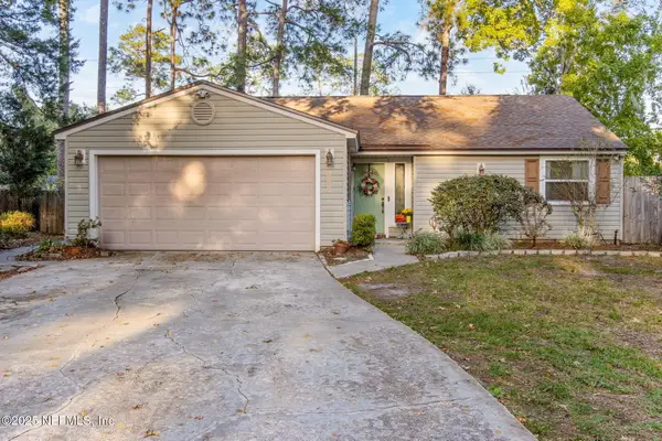 10149 Summer Pines Court, Jacksonville, FL 32257