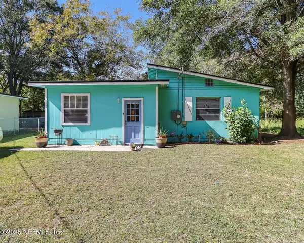 1066 Detroit W Circle, Jacksonville, FL 32254