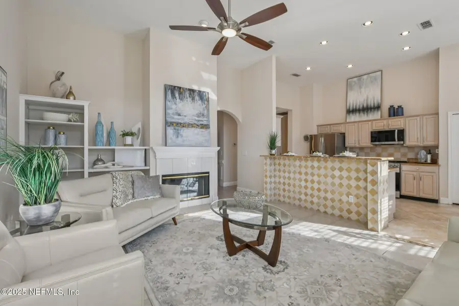 10005 Vineyard Lake E Road, Jacksonville, FL 32256 - Image #3