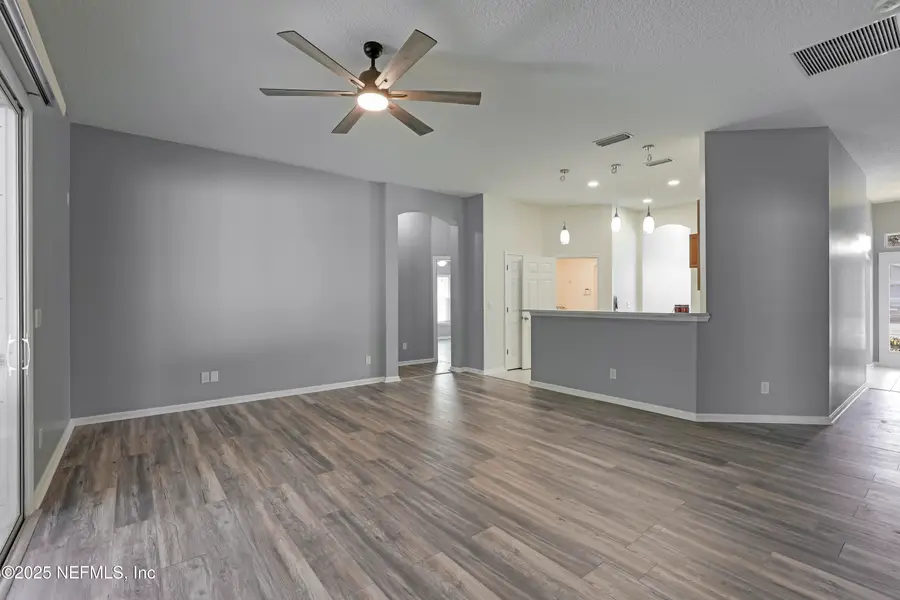 695 Sid Drive, Jacksonville, FL 32218 - Image #2