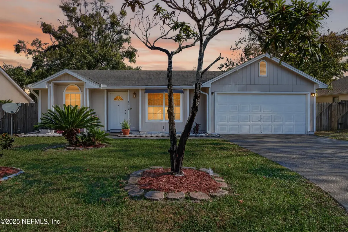 7613 Chelmsford Drive, Jacksonville, FL 32244 - Image #1