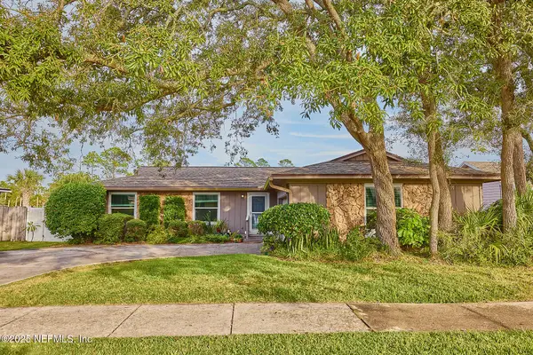 3789 Luth E Drive, Jacksonville, FL 32250