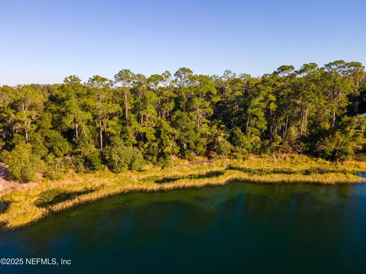 301 N West Street, Interlachen, FL 32148 - Image #1