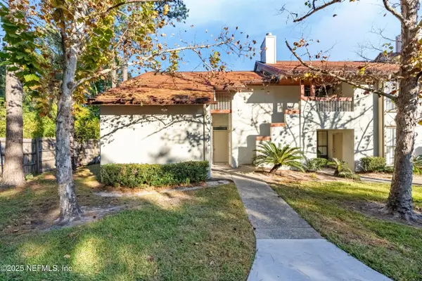 1701 Wood Hill Place #1701, Jacksonville, FL 32256