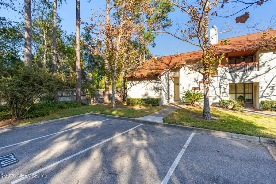 1701 Wood Hill Place #1701, Jacksonville, FL 32256 - Image #2