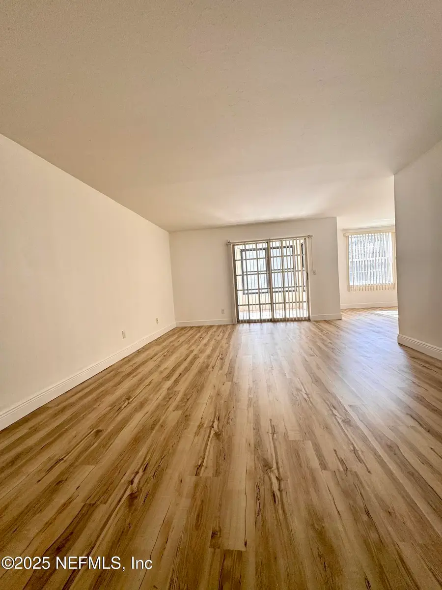 4323 Plaza Gate Lane #102, Jacksonville, FL 32217 - Image #3