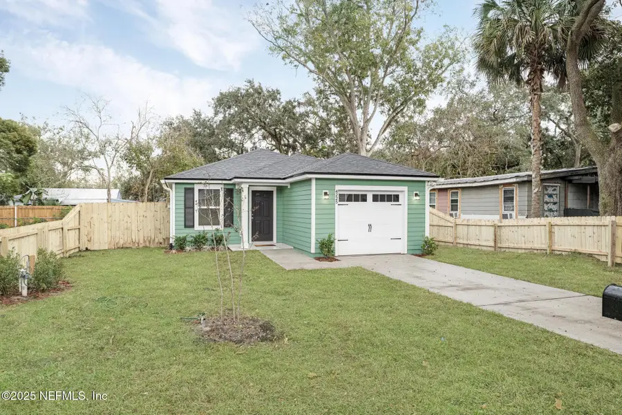 4225 Mc Arthur Street, Jacksonville, FL 32207 - Image #2