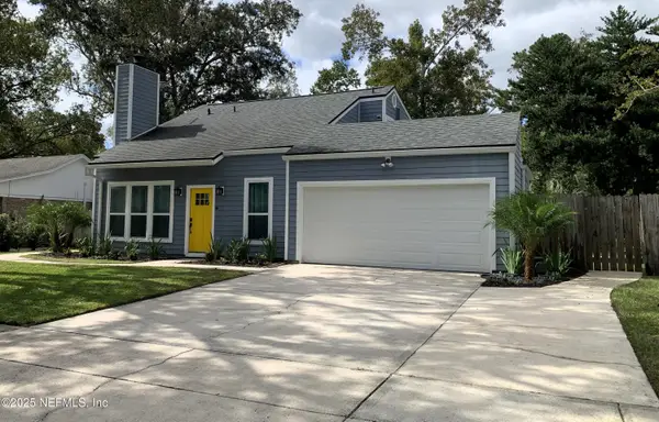 3924 Petite W Drive, Jacksonville, FL 32250
