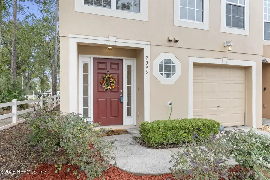 7096 St Ives Court, Jacksonville, FL 32244 - Image #2