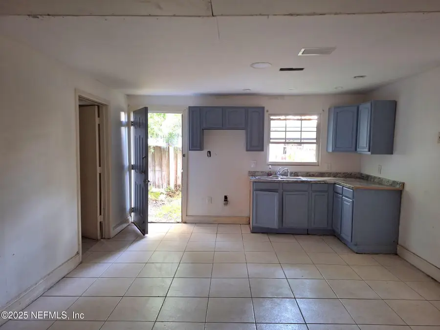 2941 W 5th Street, Jacksonville, FL 32254 - Image #3