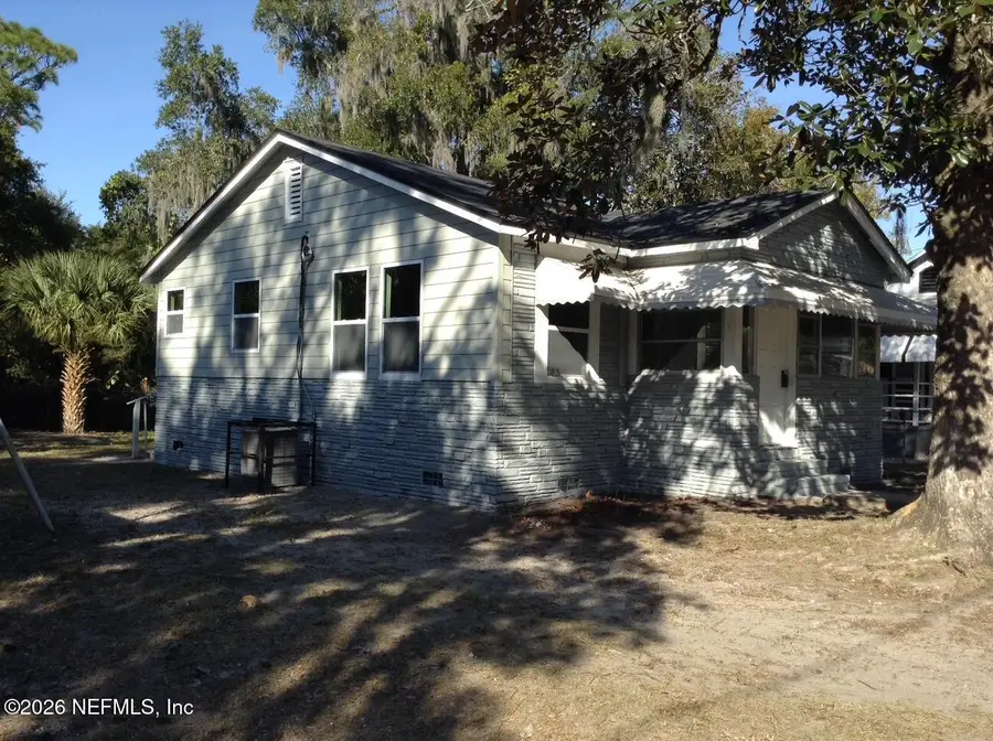 557 Chestnut Drive, Jacksonville, FL 32208 - Image #3