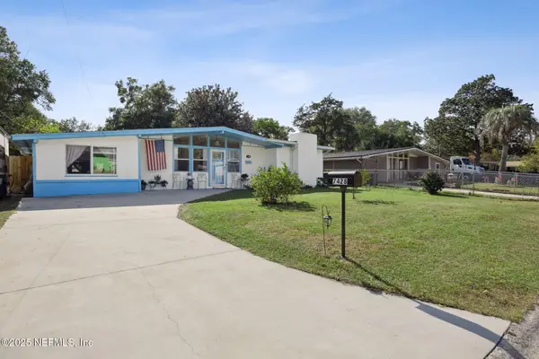 7428 Sandhurst S Road, Jacksonville, FL 32277