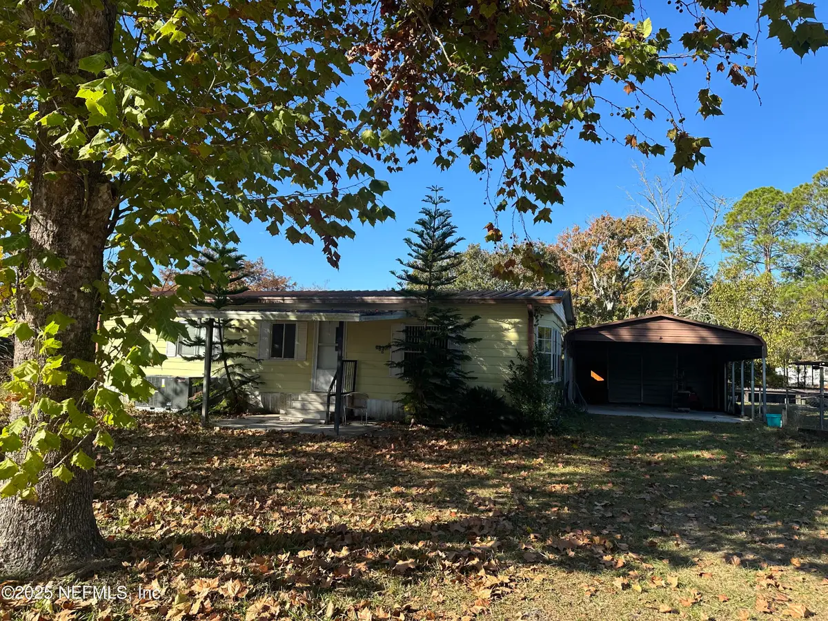 125 Waterside Avenue, Satsuma, FL 32189 - Image #1