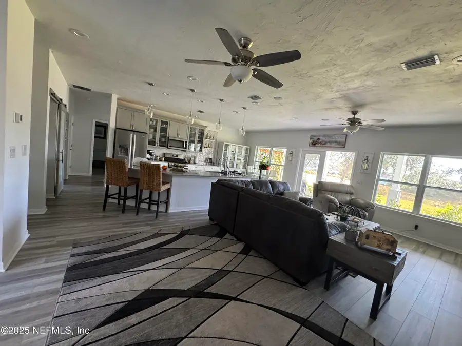 240 Ashley Street, Hawthorne, FL 32640 - Image #2