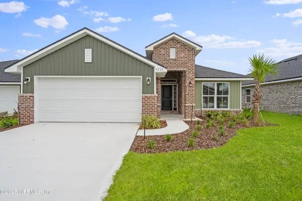 3366 Meadow Ridge Place, Green Cove Springs, FL 32043