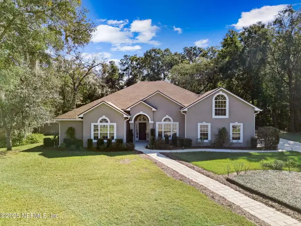 2421 Hawkcrest E Drive, St. Johns, FL 32259
