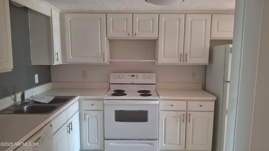 3401 Townsend Boulevard, Jacksonville, FL 32277 - Image #2