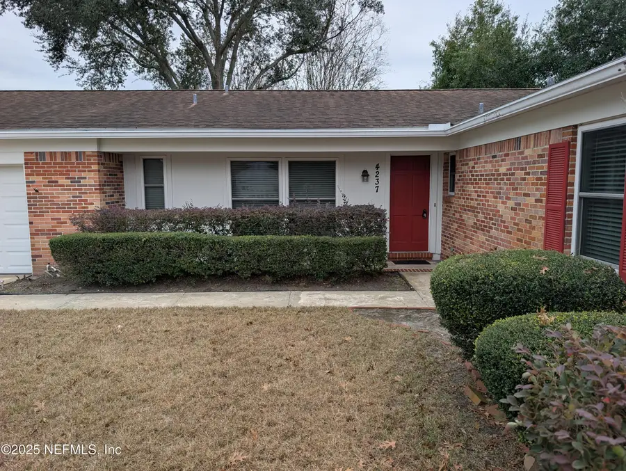 4237 St Francis Circle, Jacksonville, FL 32210 - Image #3