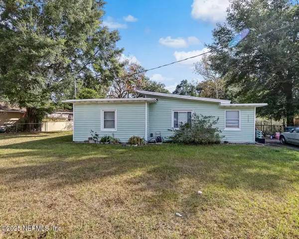 3737 Peach Drive, Jacksonville, FL 32246
