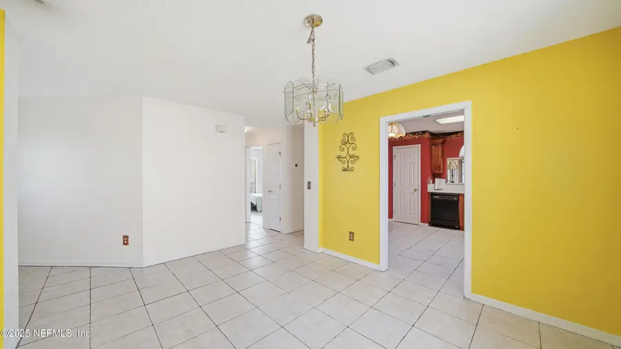 2890 Lantana Lakes W Drive, Jacksonville, FL 32246 - Image #3