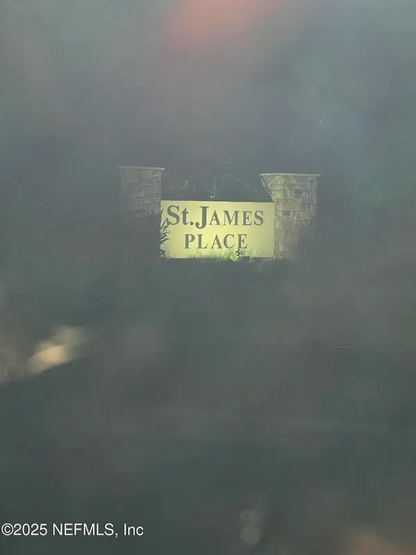 8756 Merseyside Avenue, Jacksonville, FL 32219