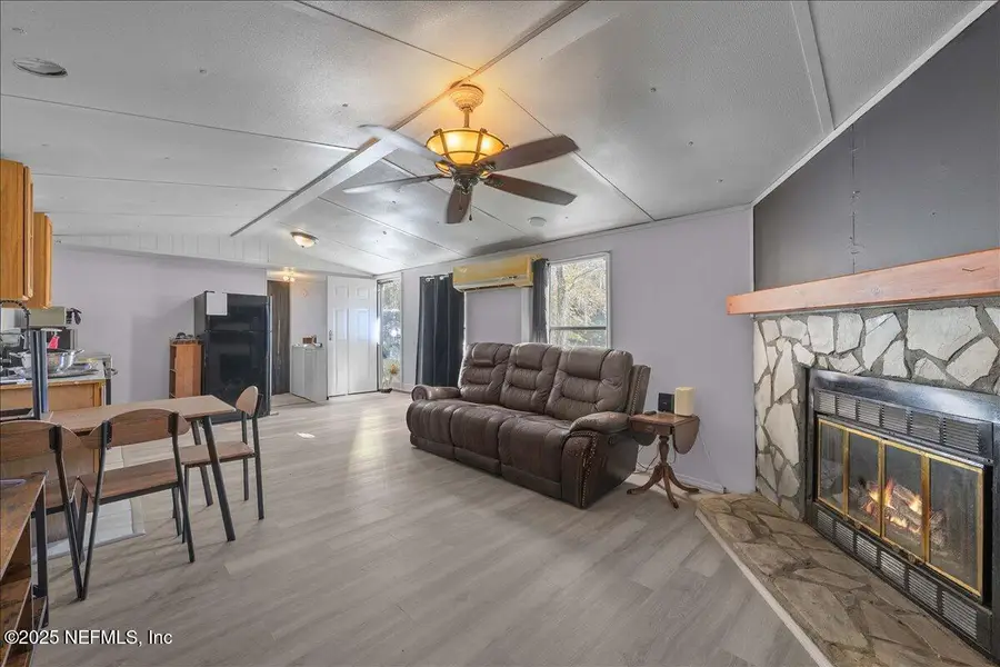 114 Durden Road, Interlachen, FL 32148 - Image #3