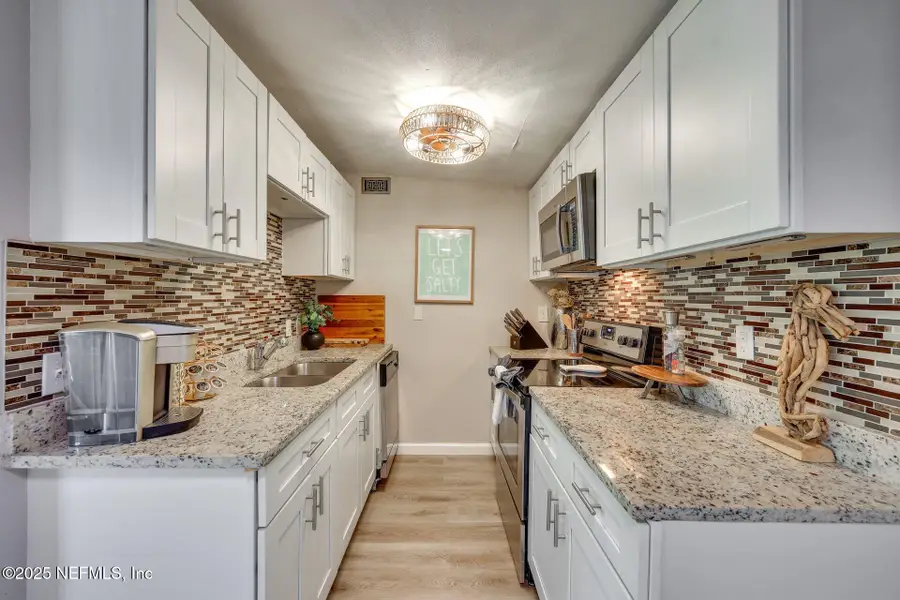 624 6th N Avenue, Jacksonville Beach, FL 32250 - Image #3