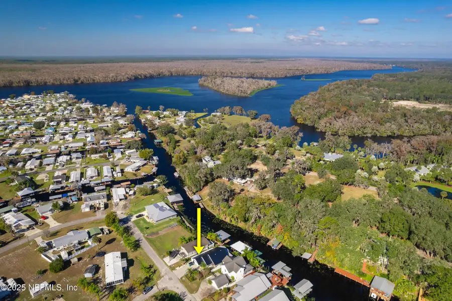 289 Maxwell Drive, Welaka, FL 32193 - Image #2