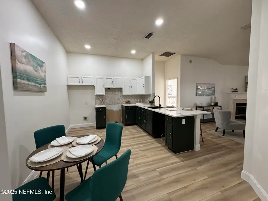 7052 Shady Pine W Street, Jacksonville, FL 32244 - Image #3