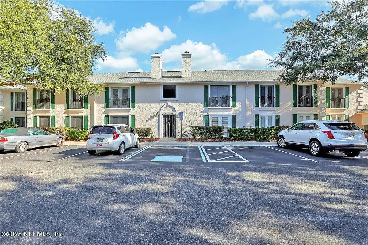 13715 Richmond Park N Drive #507, Jacksonville, FL 32224 - Image #1