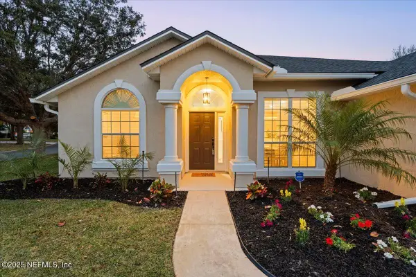 548 E Silverthorn Lane, Ponte Vedra, FL 32081