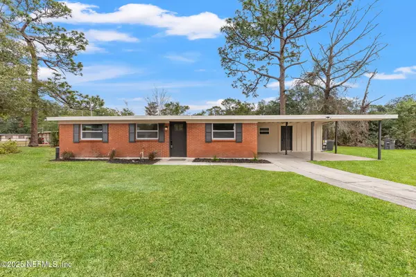 9621 Aberdare W Avenue, Jacksonville, FL 32208