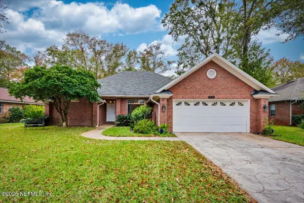 2326 Covington Creek W Circle, Jacksonville, FL 32224