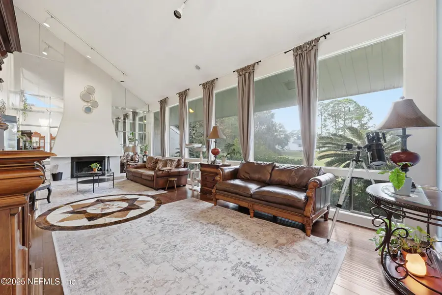 10052 Golf Club Drive, Jacksonville, FL 32256 - Image #3