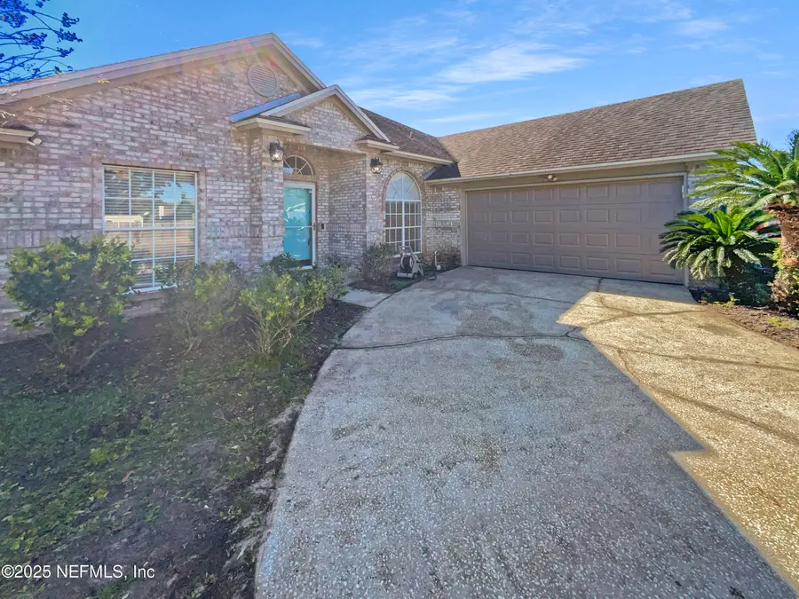 9042 Smoketree Drive, Jacksonville, FL 32244 - Image #2