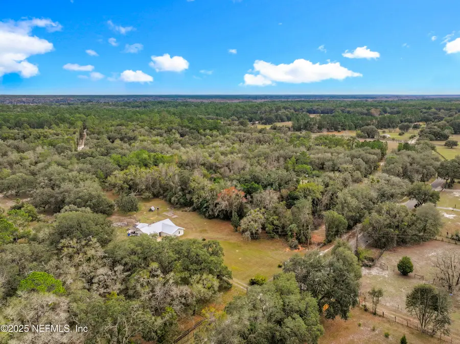 22695 NE 130th Court Road, Fort McCoy, FL 32134 - Image #2