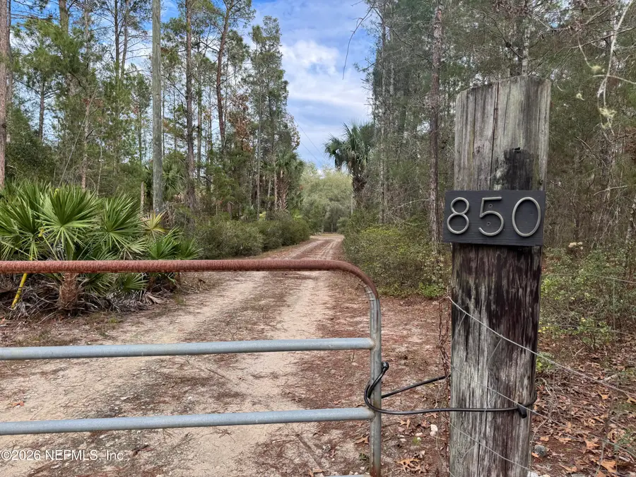 850 Cousintown Road, Interlachen, FL 32148 - Image #2