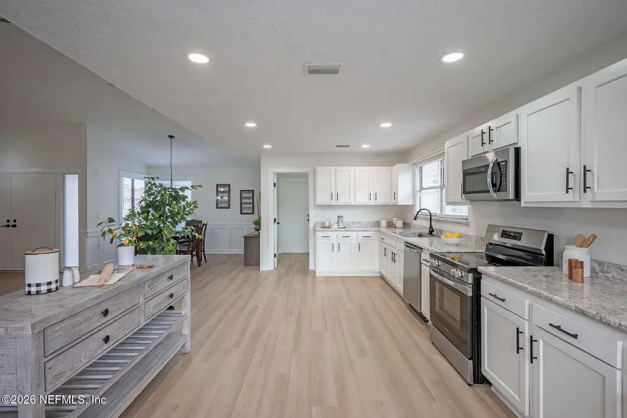 2451 Ridgecrest Avenue, Orange Park, FL 32065 - Image #3