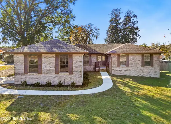 752 Ashwood Street, Orange Park, FL 32065