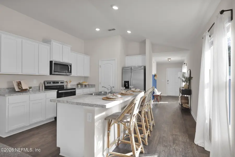 7892 Meadow Walk Lane, Jacksonville, FL 32256 - Image #2