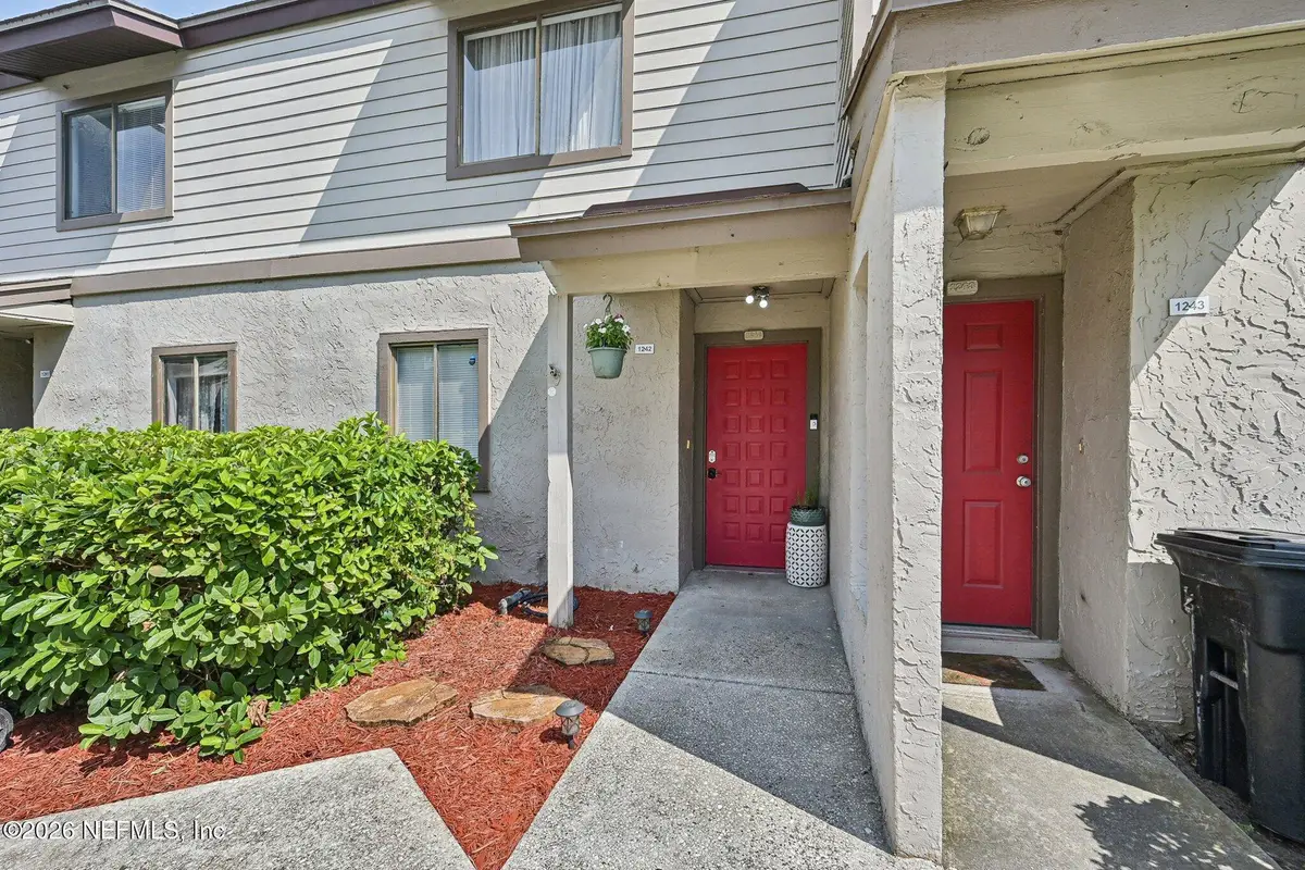 8300 Plaza Gate Lane #1242, Jacksonville, FL 32217 - Image #1
