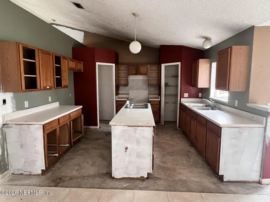 5586 Lafayette Park N Drive, Jacksonville, FL 32244 - Image #3