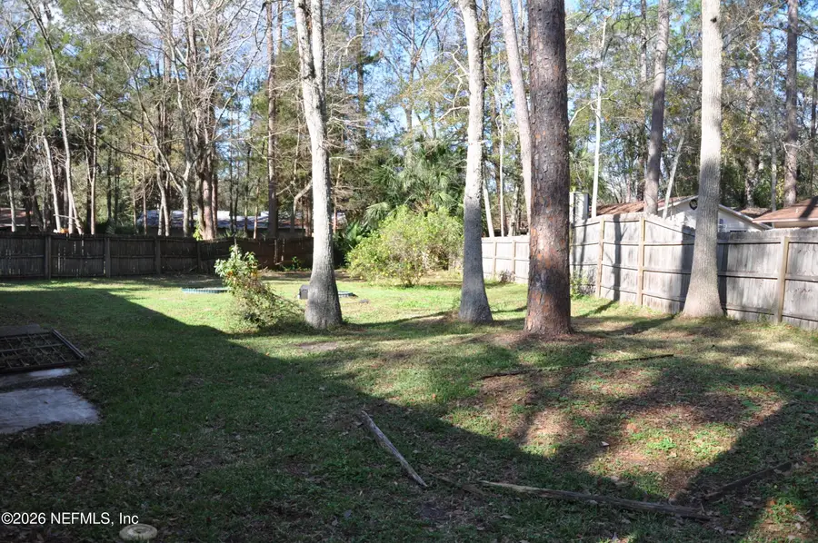 2264 NW 36th Avenue, Gainesville, FL 32605 - Image #2