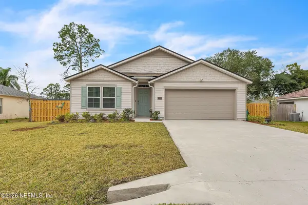 24 Pickston Lane, Palm Coast, FL 32164
