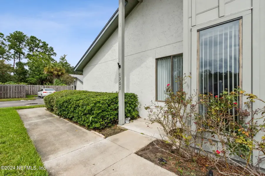 9360 Craven Road #1307, Jacksonville, FL 32257 - Image #2