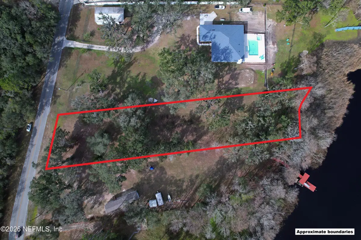 512 Cedar Creek Road, Palatka, FL 32177 - Image #1