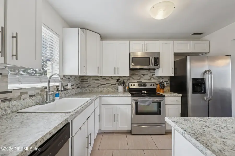 6050 Glenn Rose Drive, Jacksonville, FL 32277 - Image #3